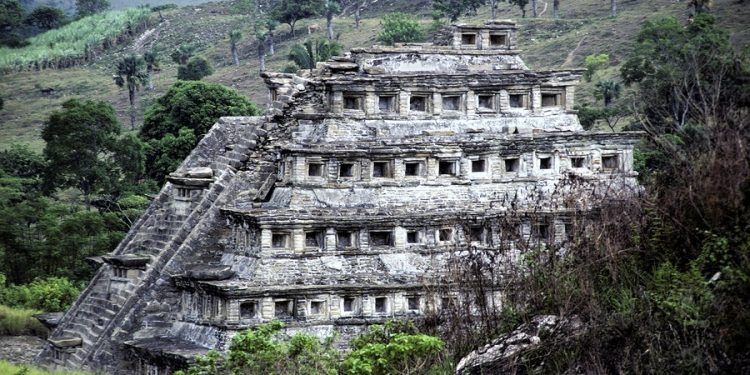 El Tajin mayan ruins mexico