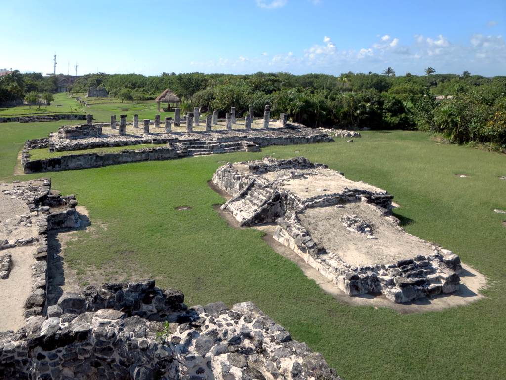 El Rey Mayan Ruins