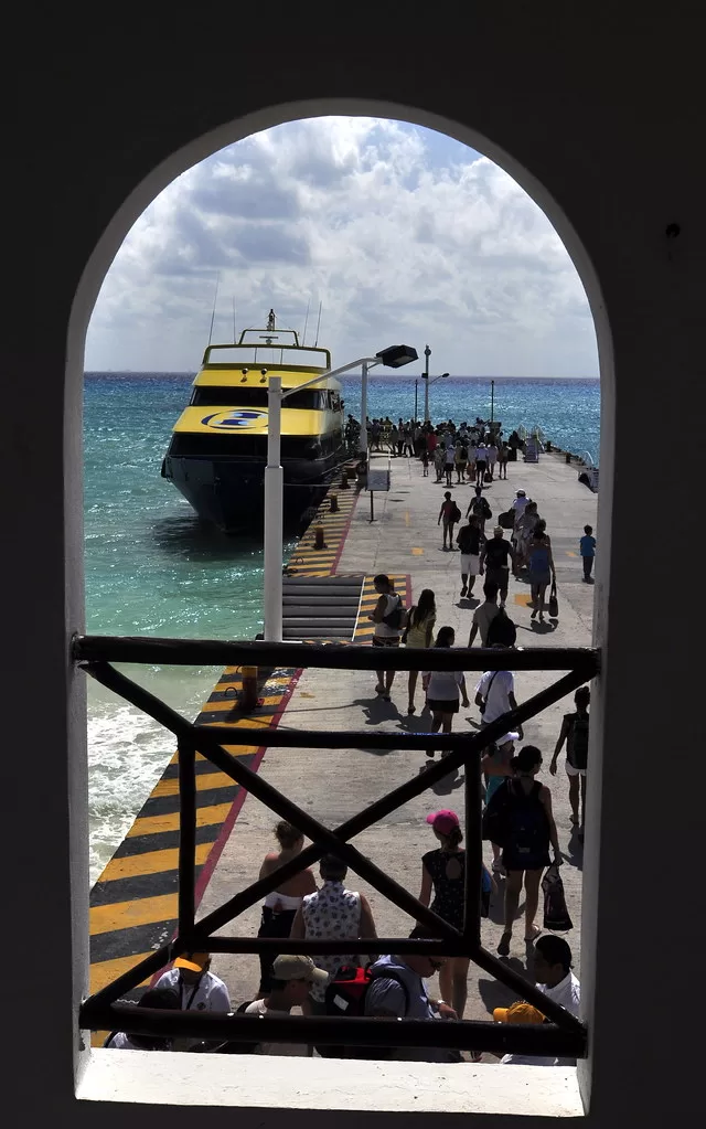 the ferry to cozumel