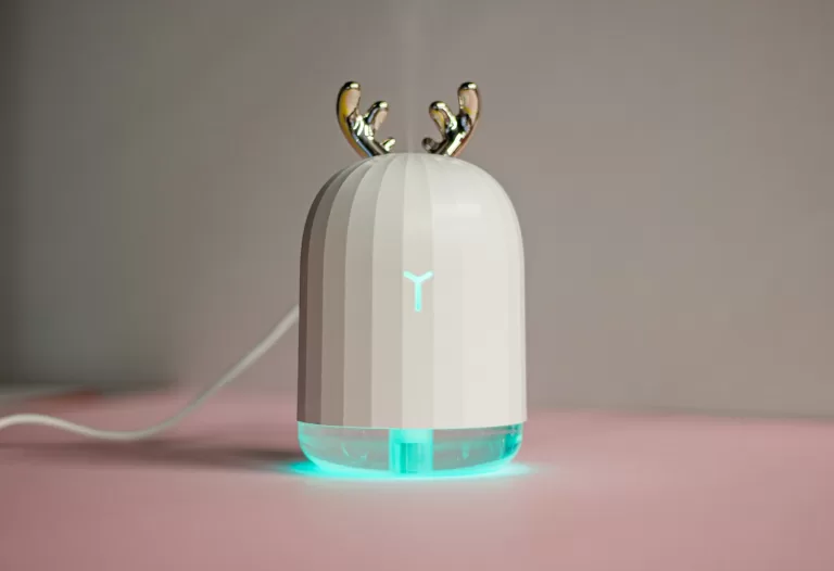 The Ultimate Guide to Choosing and Using Travel Humidifiers